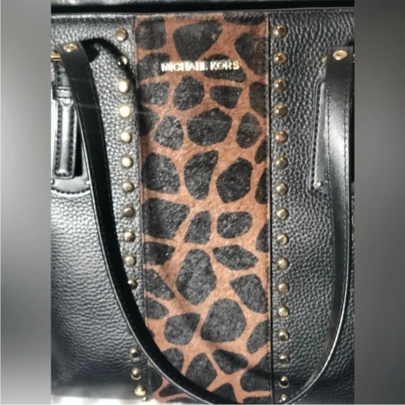 Michael Kors Signature Voyager East West Tote In Multi Black & Brown Giraffe NWT - Picture 3 of 16